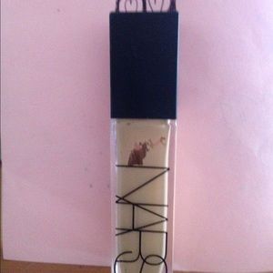 NARS all day luminous natural foundation.